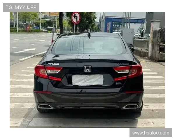 10万出头，2018款混动雅阁，省油家用代步好选择