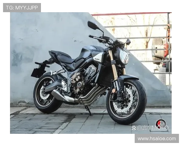 105800元_CB650R，109800元_CBR650R，本田中量级代表车款上市