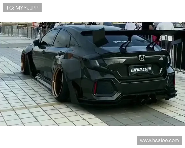 11万买台“爆改”思域，打开发动机舱后，检测师：脱裤子放屁