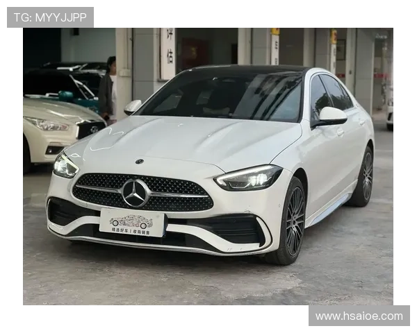 11万多拿下白色奔驰A级，2022款一手车，代步通勤值不值？