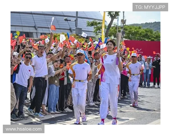亚运会火炬火焰(亚运会火炬传递完整视频)世界杯体育论坛